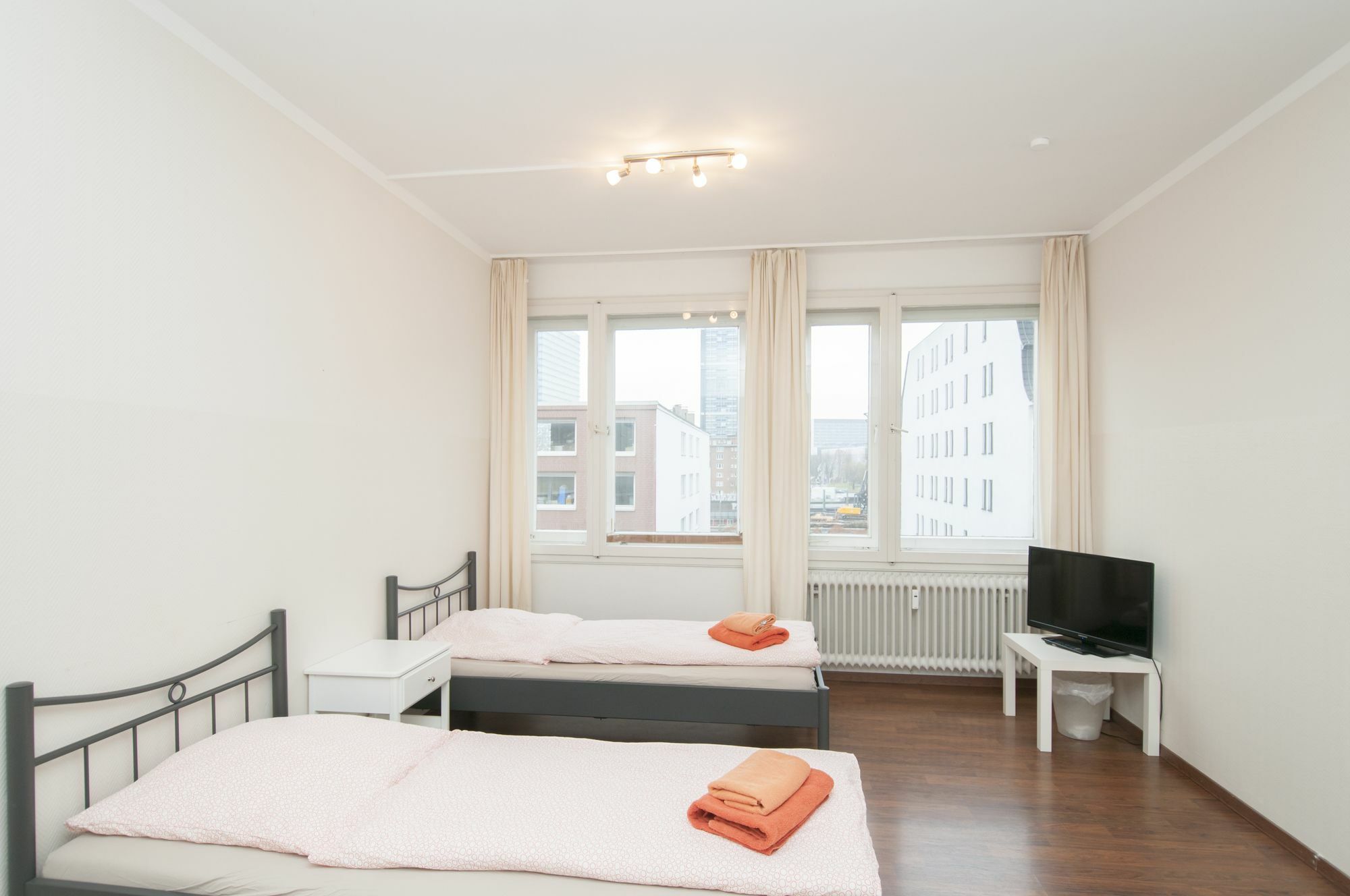 City-Appartements Nordkanalstrasse - Monteurunterkunft Amburgo Esterno foto